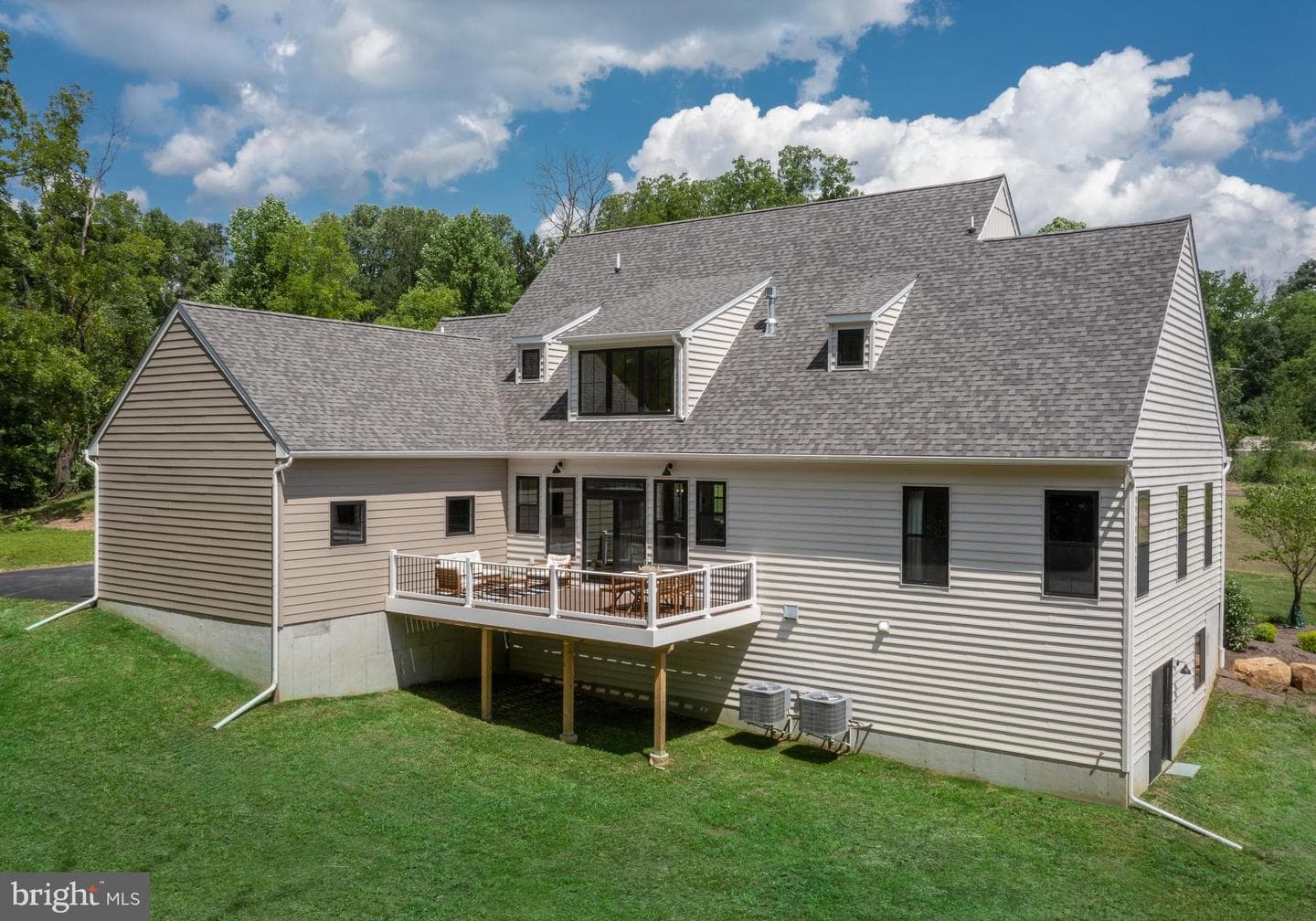 71 Ruth Avenue photo 27