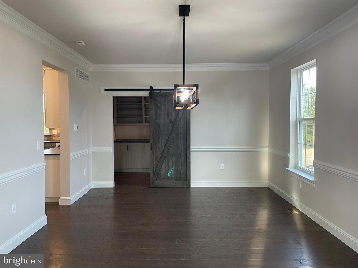 73 Ruth Ave photo 30