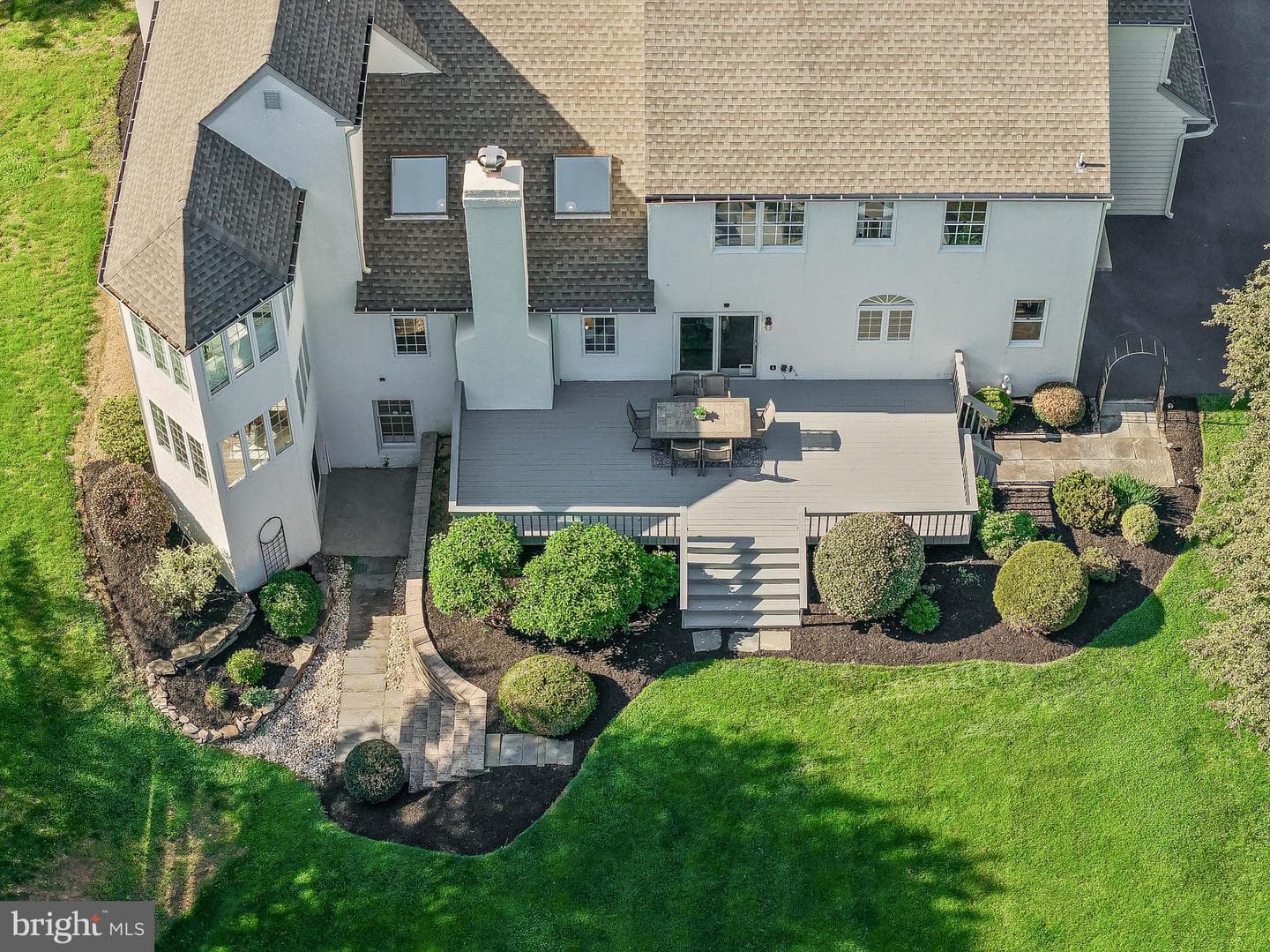 286 Hickory Drive photo 40