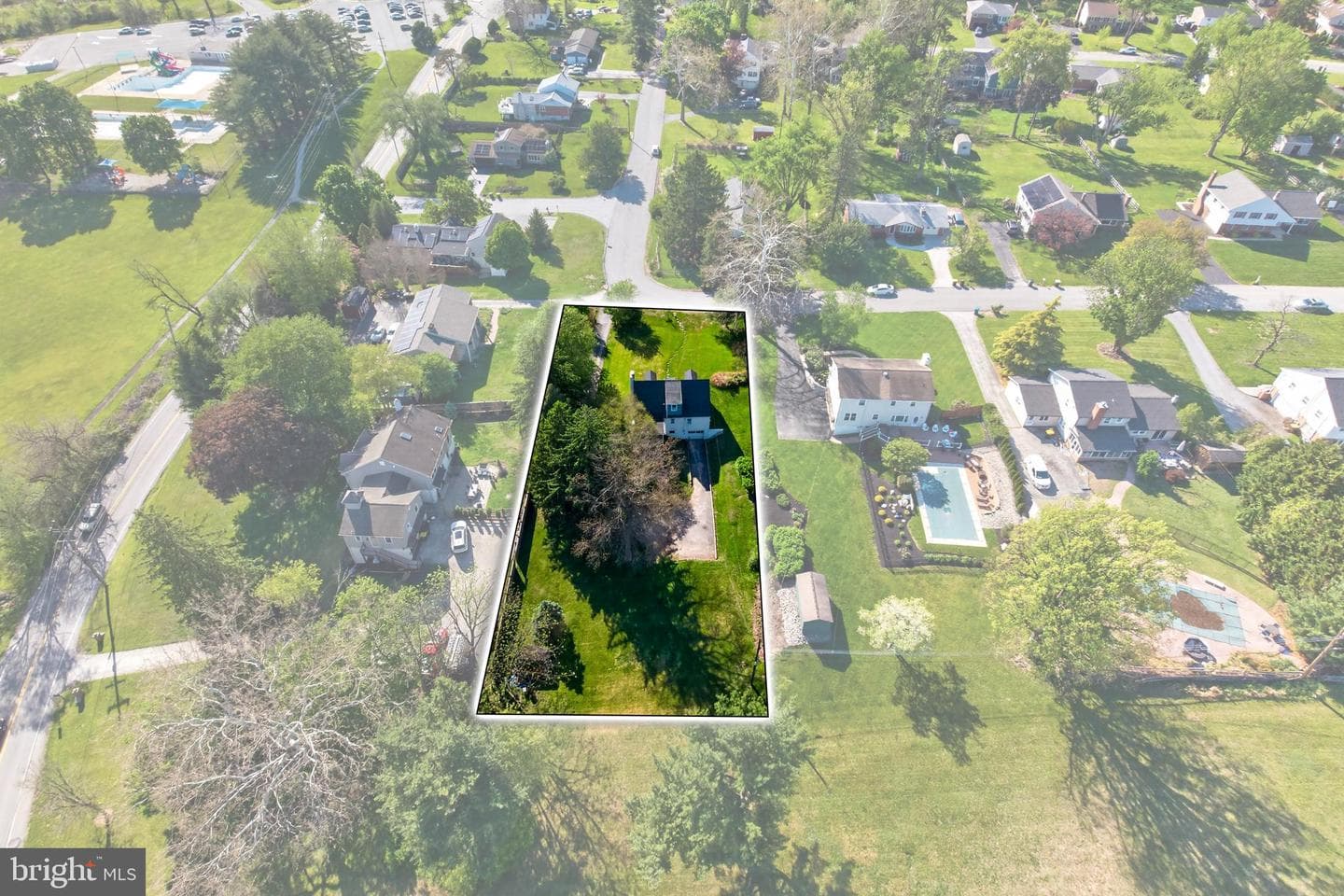 507 Saint Johns Circle photo 10