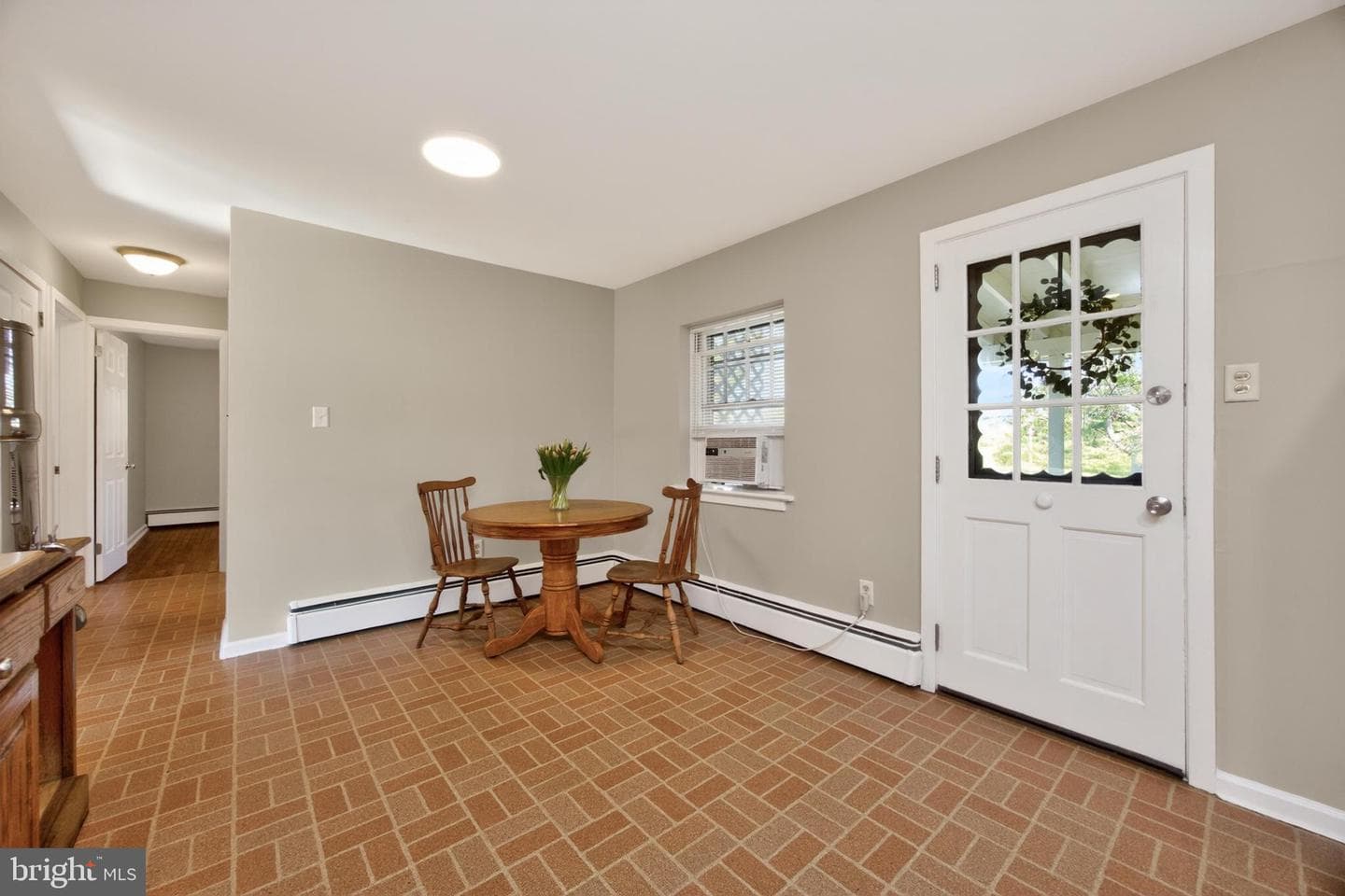 507 Saint Johns Circle photo 18
