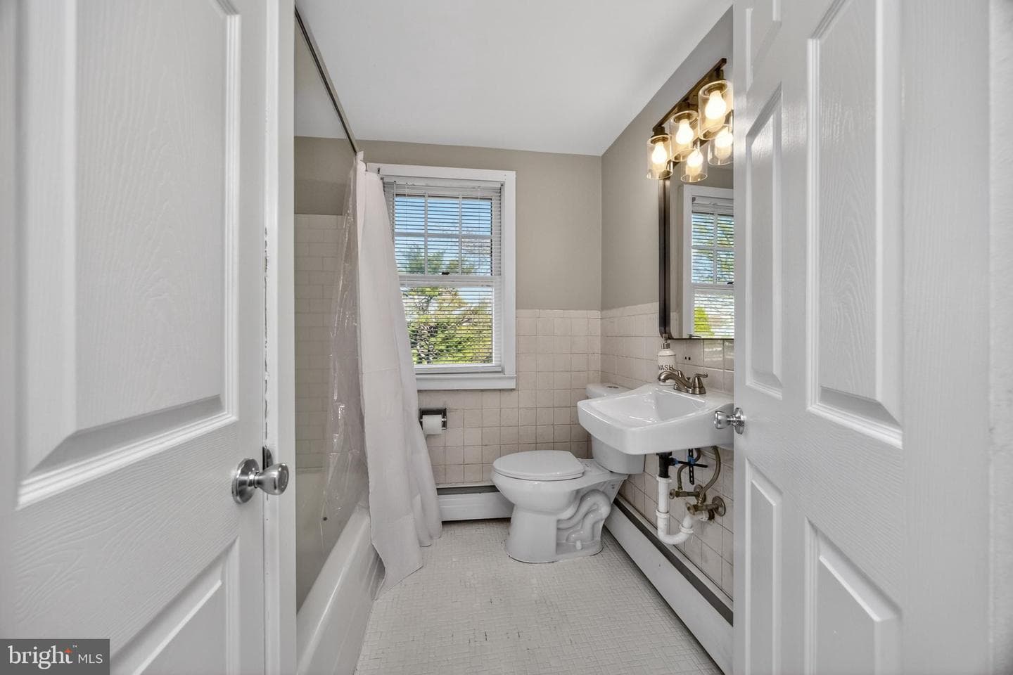 507 Saint Johns Circle photo 28