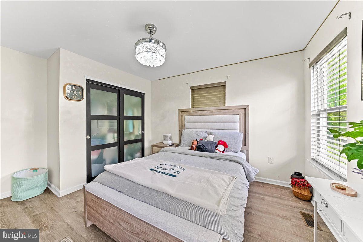 100 Stratford Court photo 21