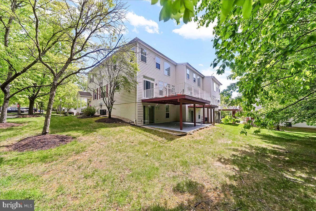 100 Stratford Court photo 38