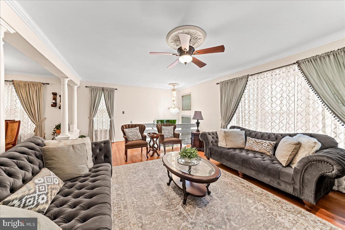 100 Stratford Court photo 5