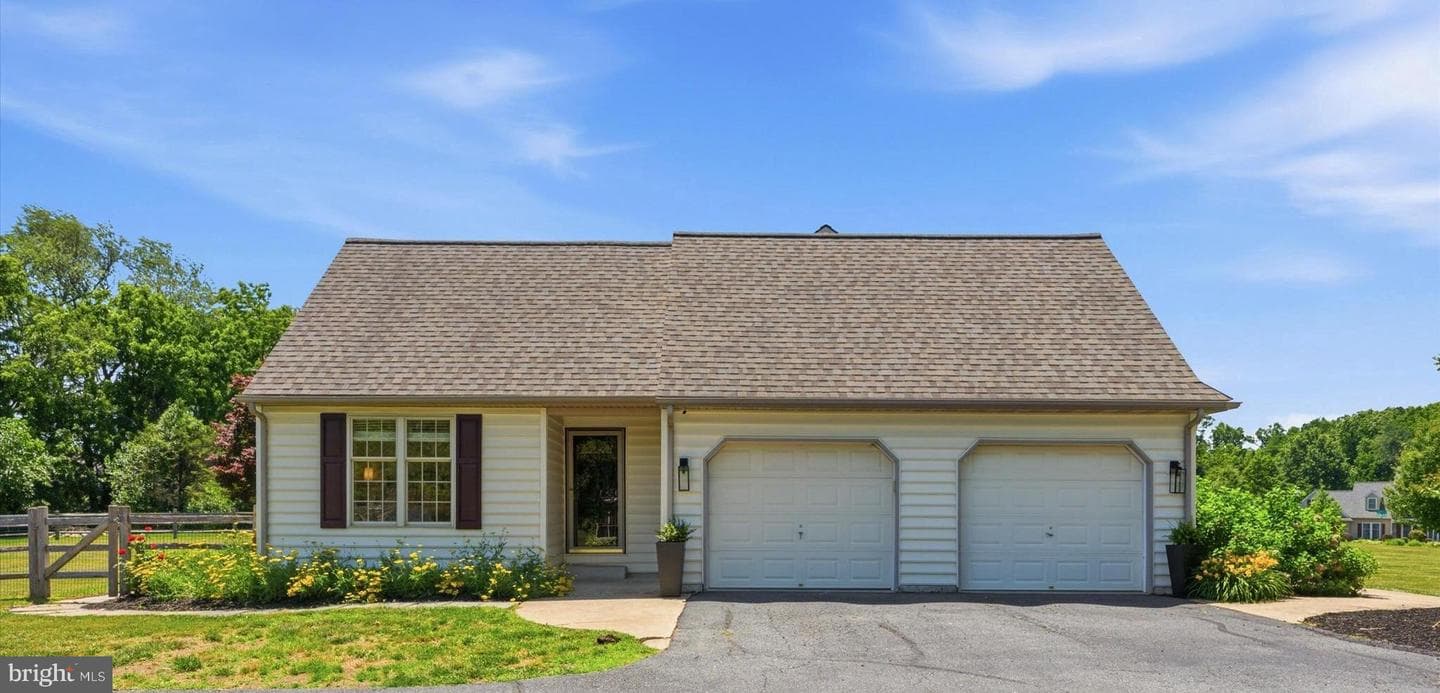 103 Raintree Lane photo 20