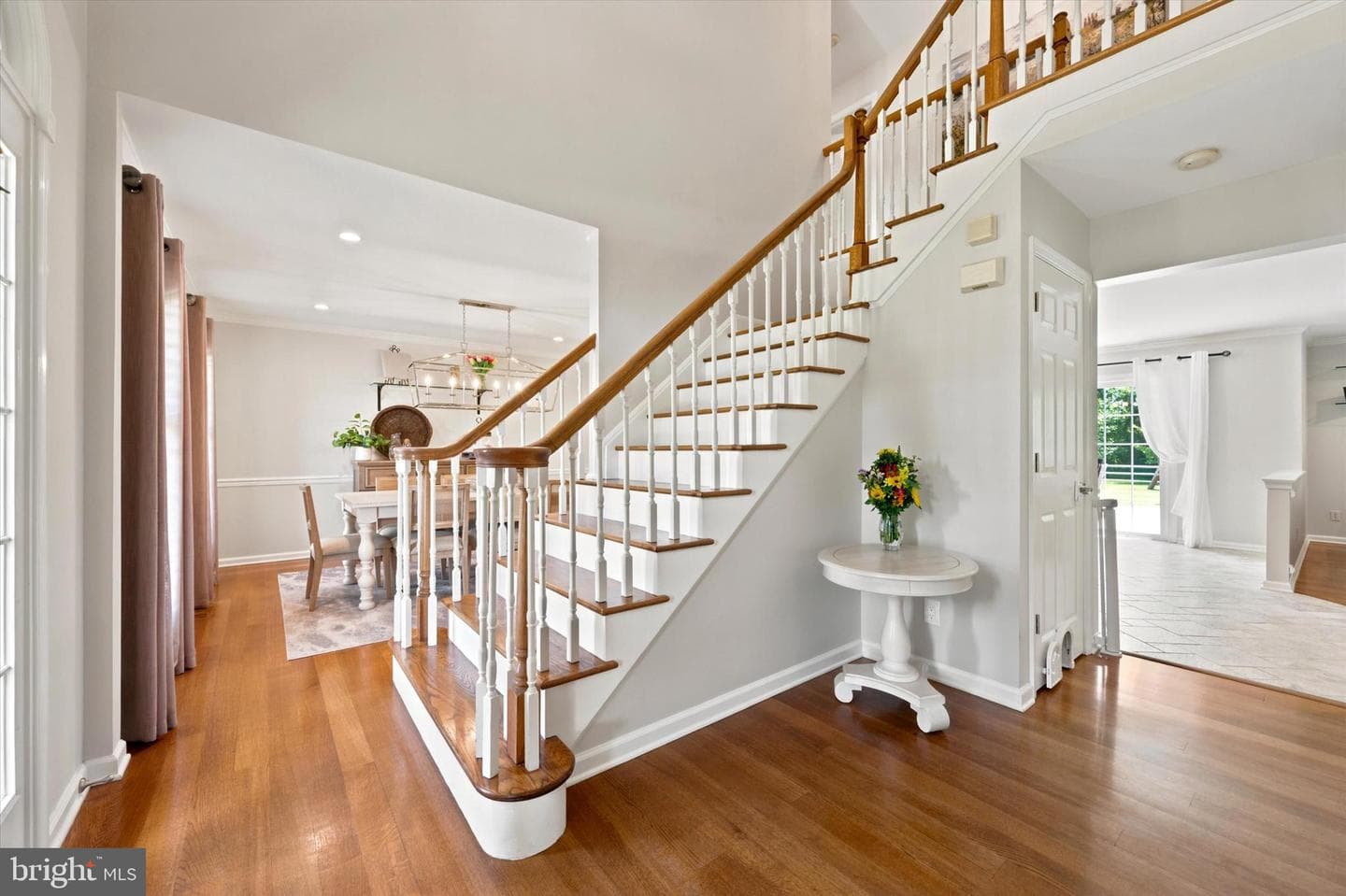 103 Raintree Lane photo 3