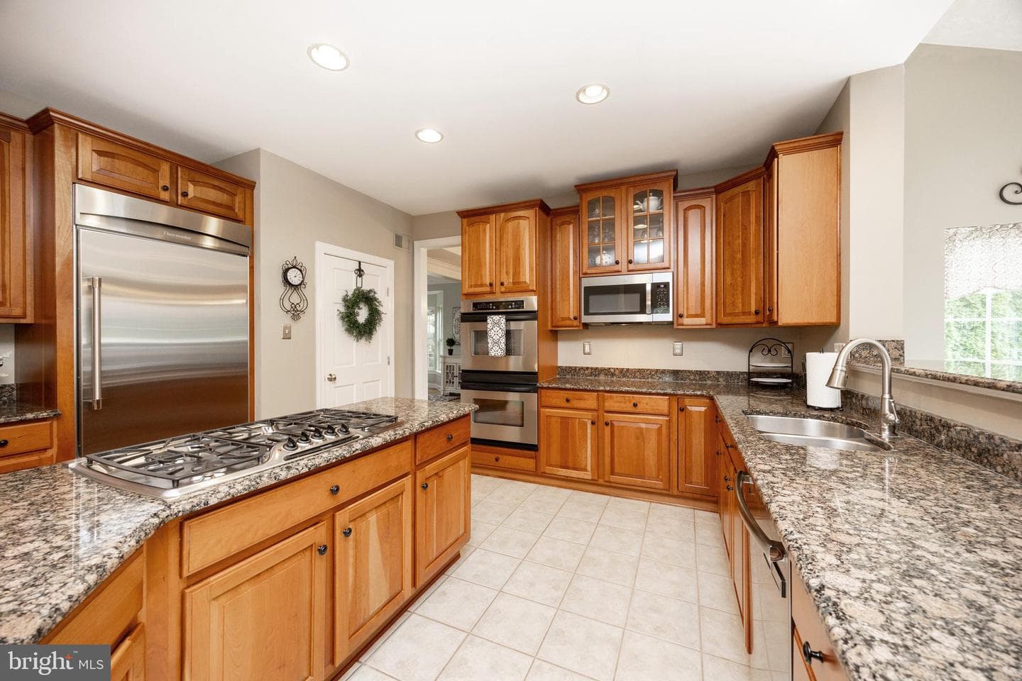 1538 Tattersall Way photo 10