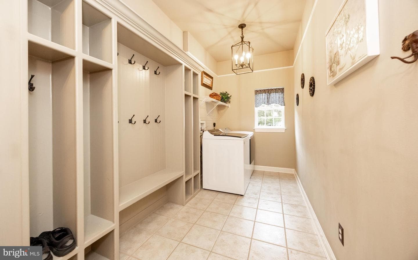 1538 Tattersall Way photo 17