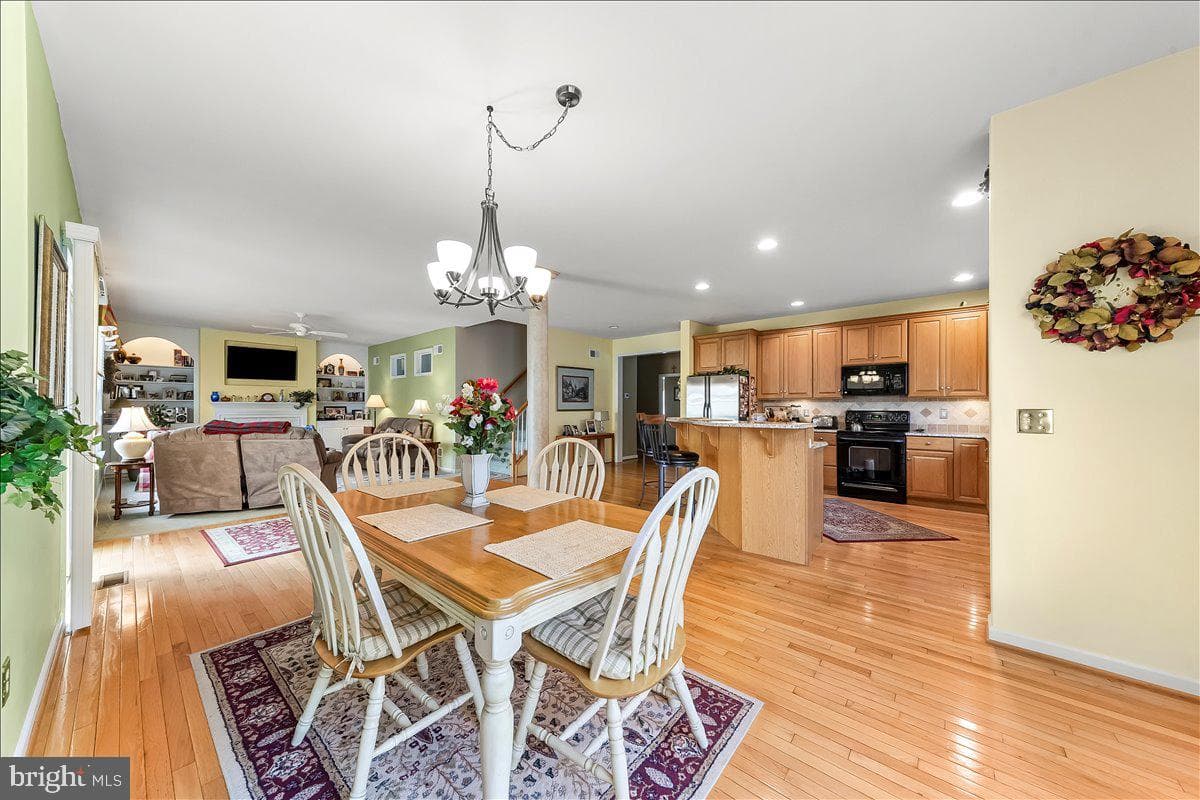 4 N Henley Drive photo 17