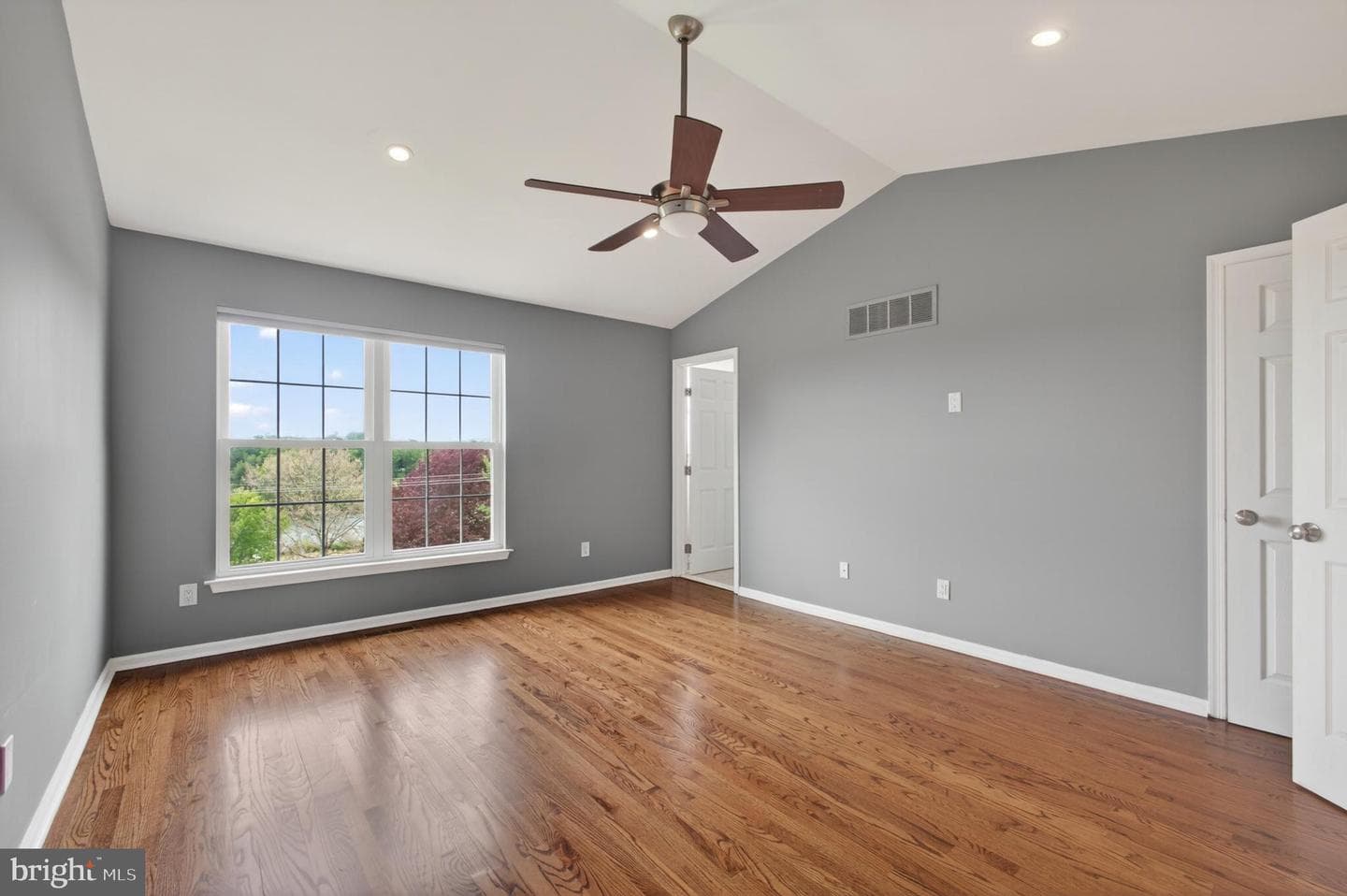 1202 Harbour Ridge Lane photo 14