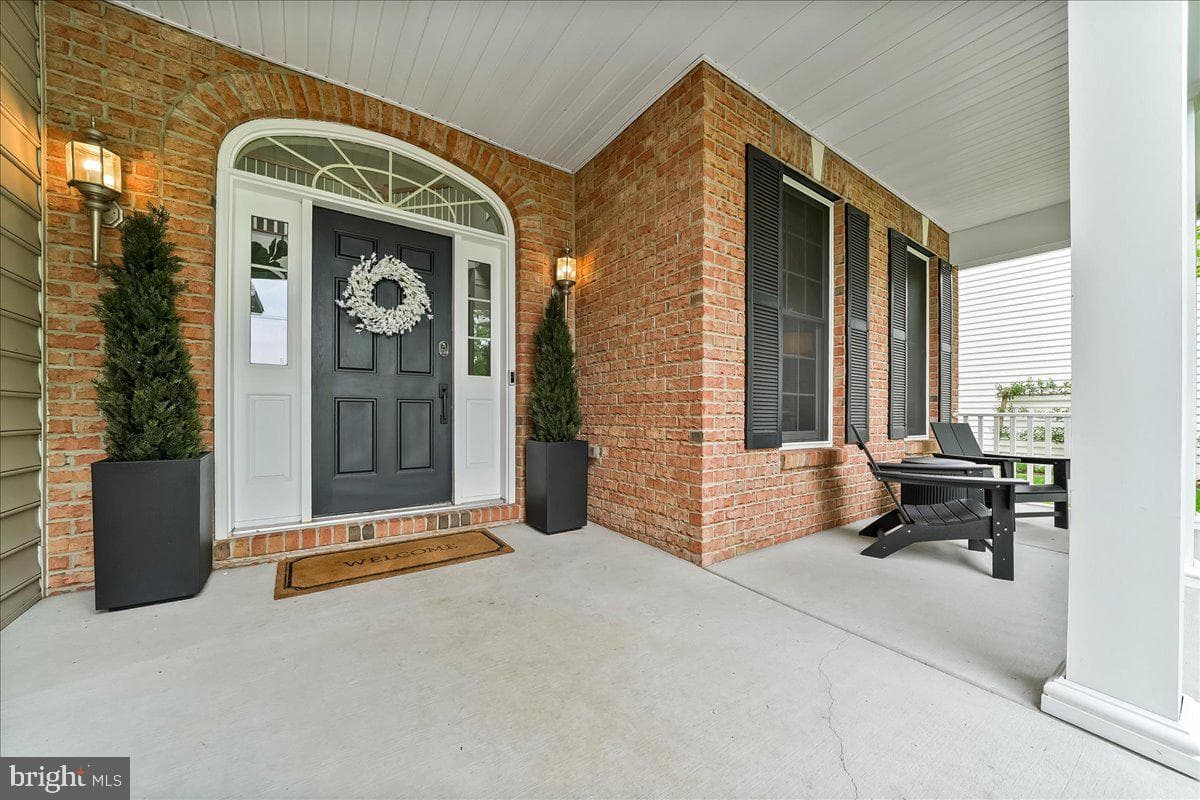 509 Radek Court photo 3