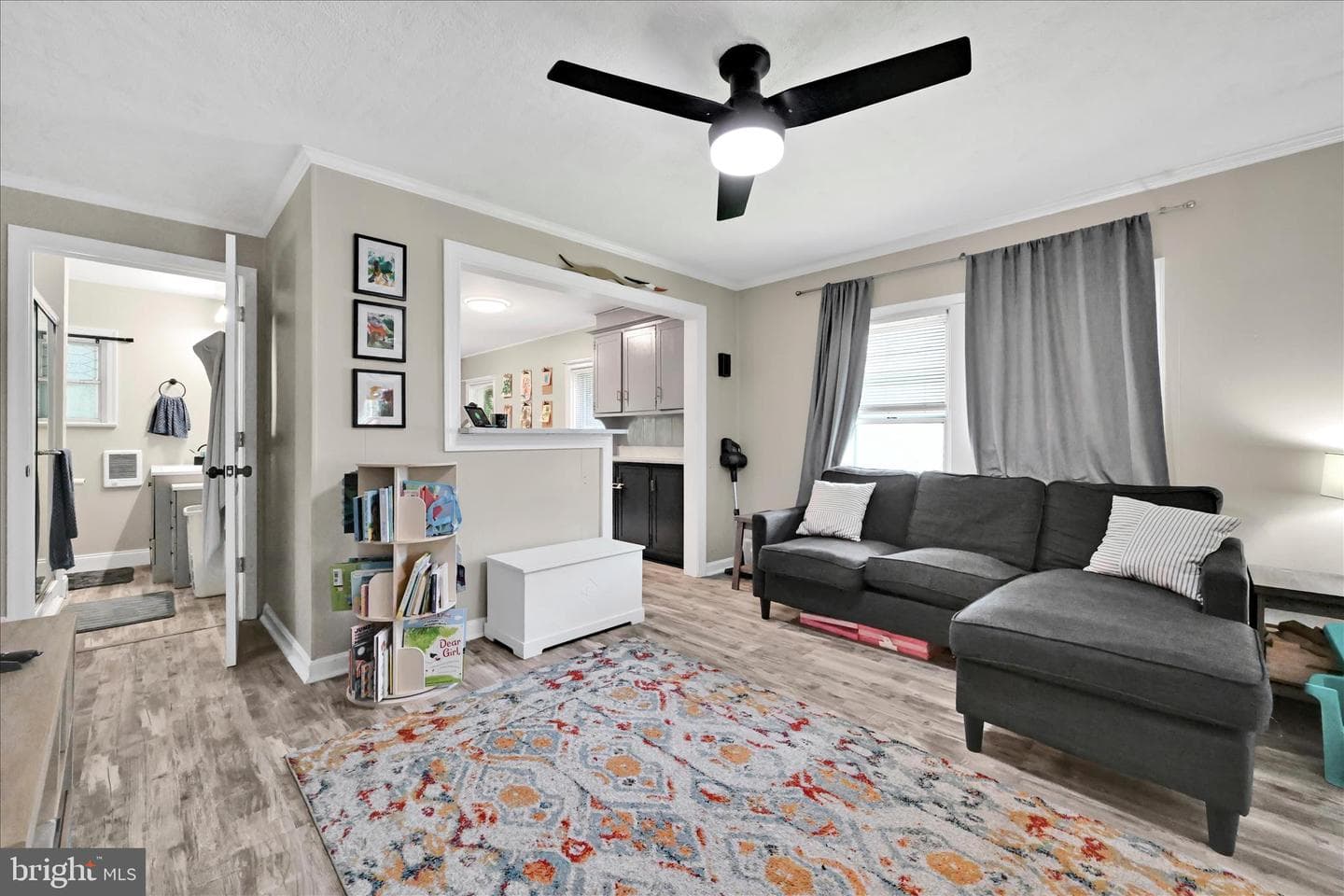 705 Charles Street photo 12