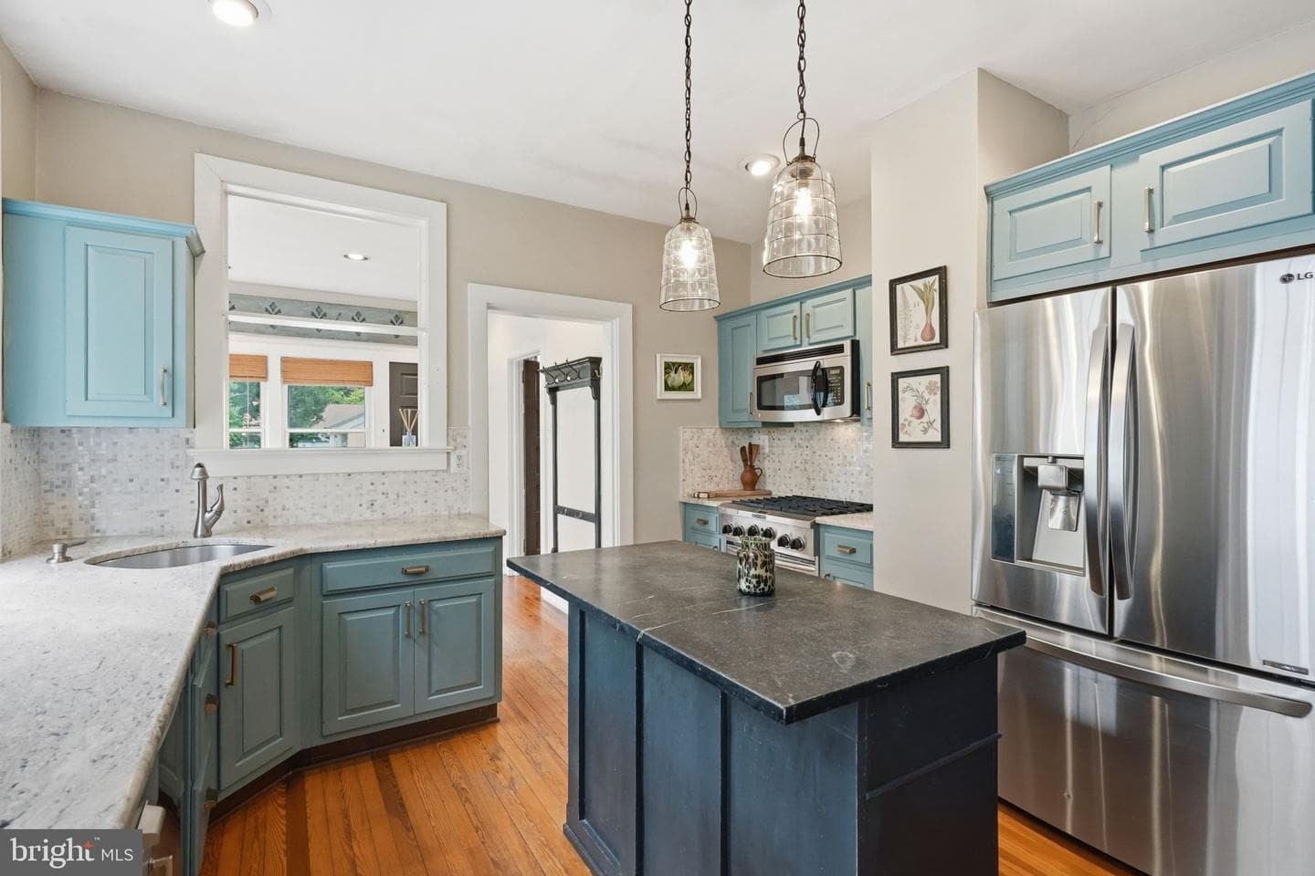 303 Price Street photo 20