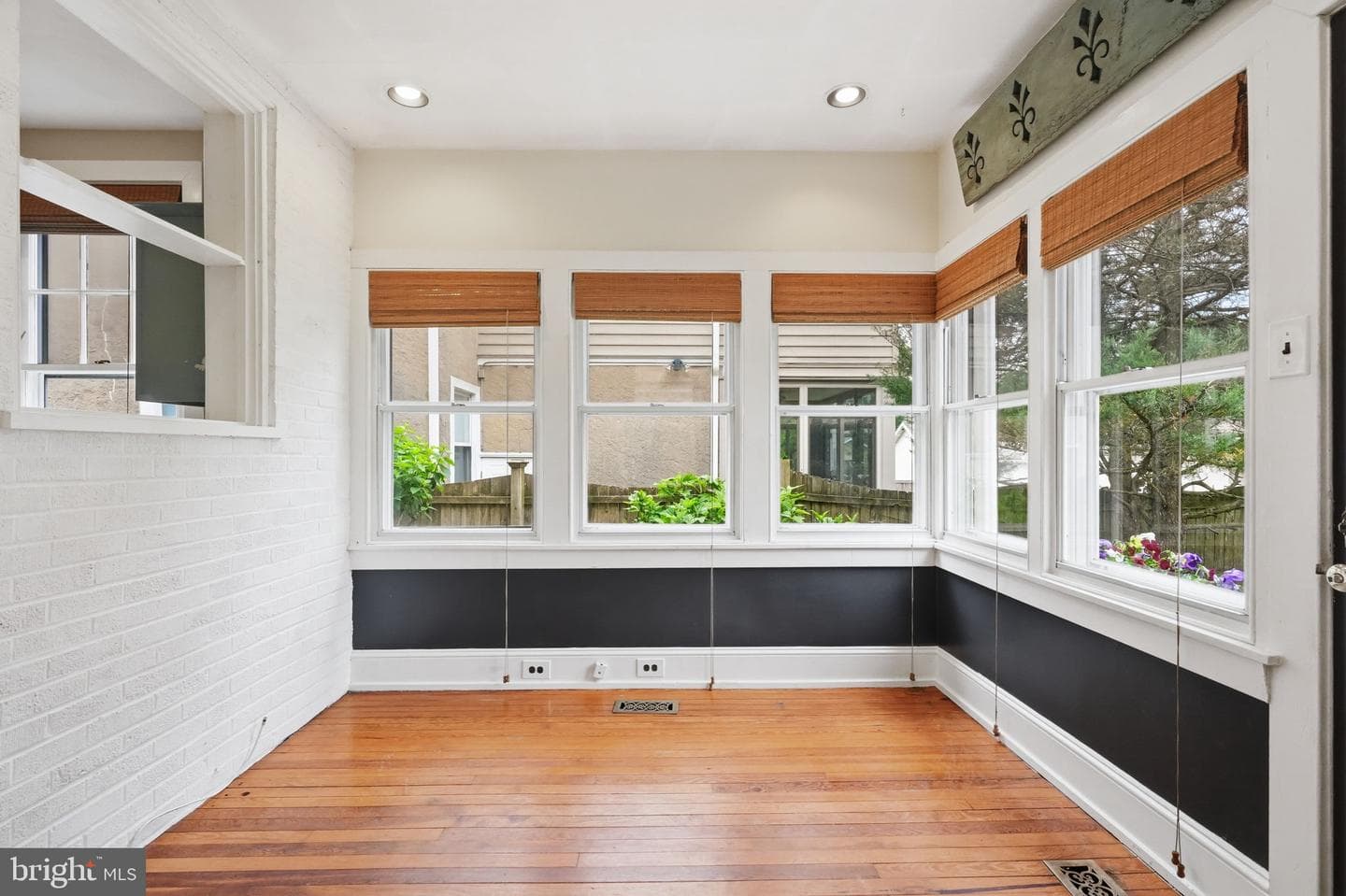 303 Price Street photo 29
