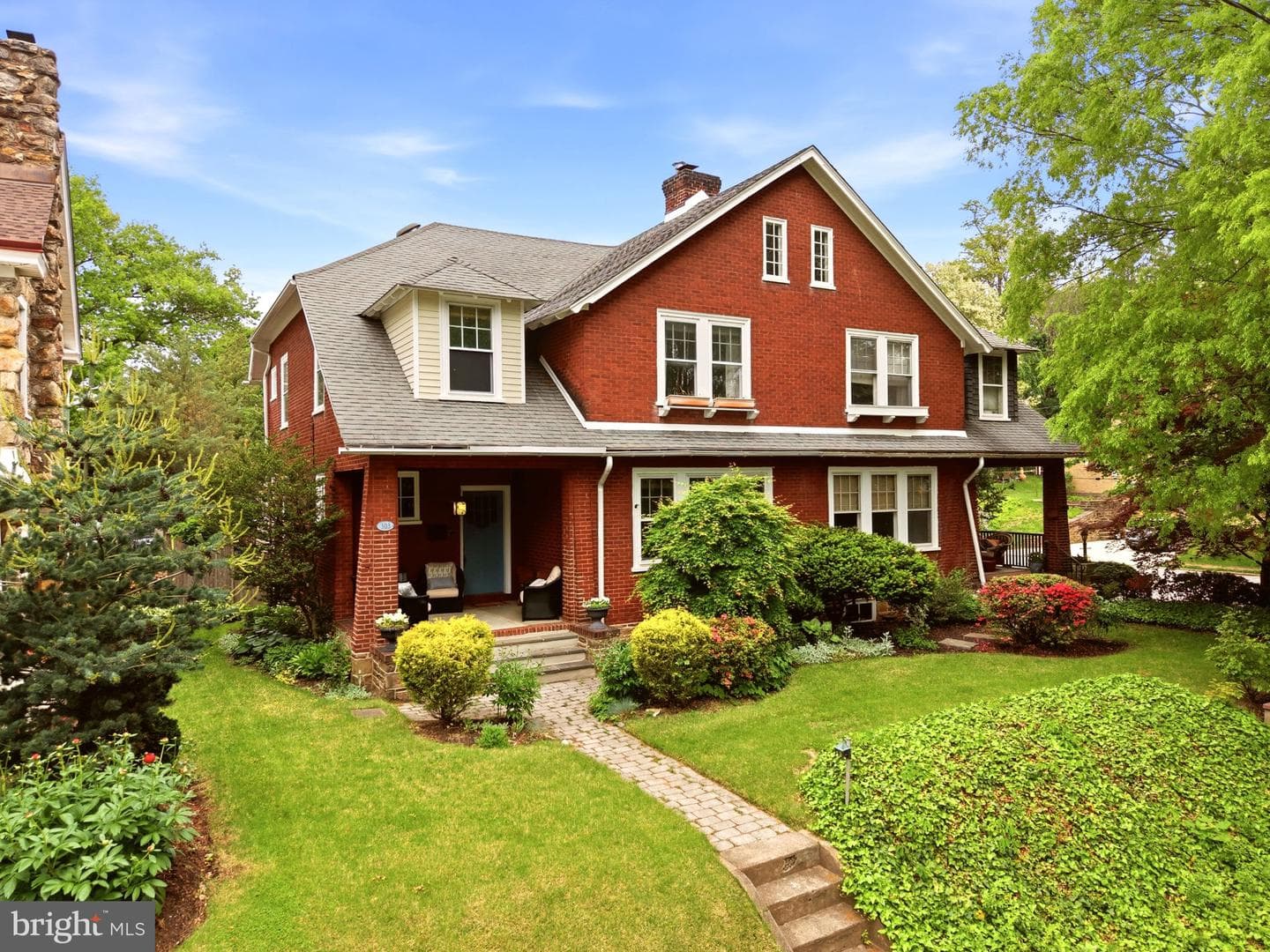 303 Price Street photo 3