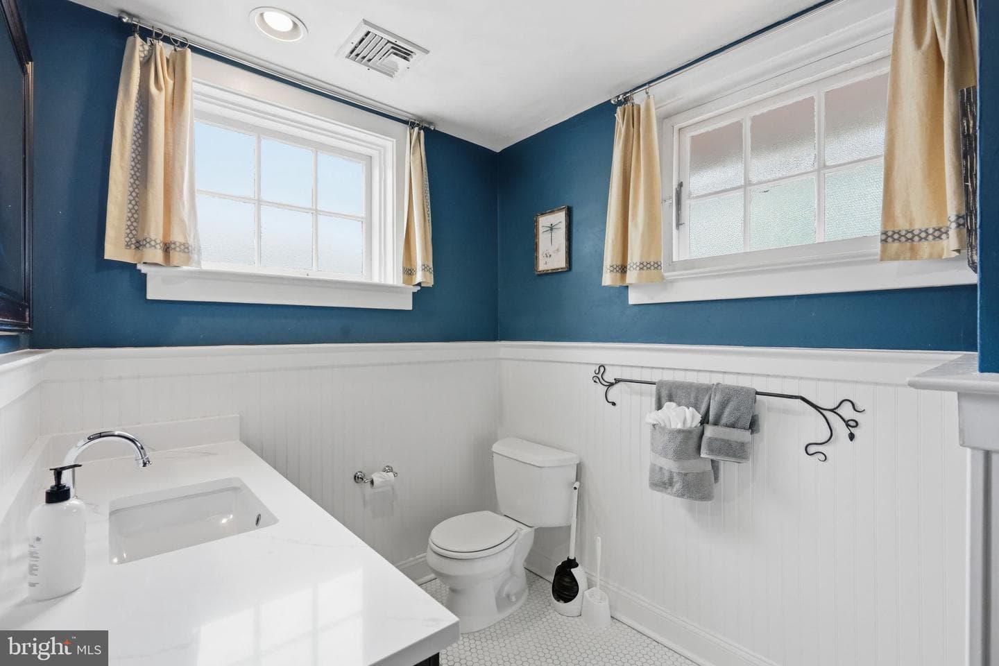 303 Price Street photo 37
