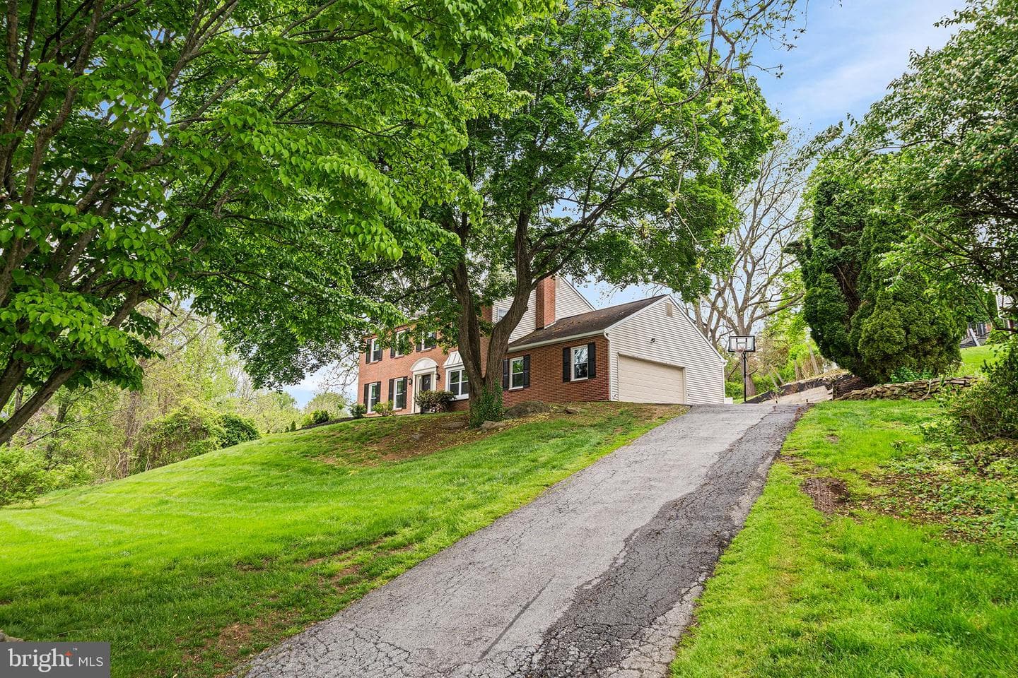 210 James Drive photo 36