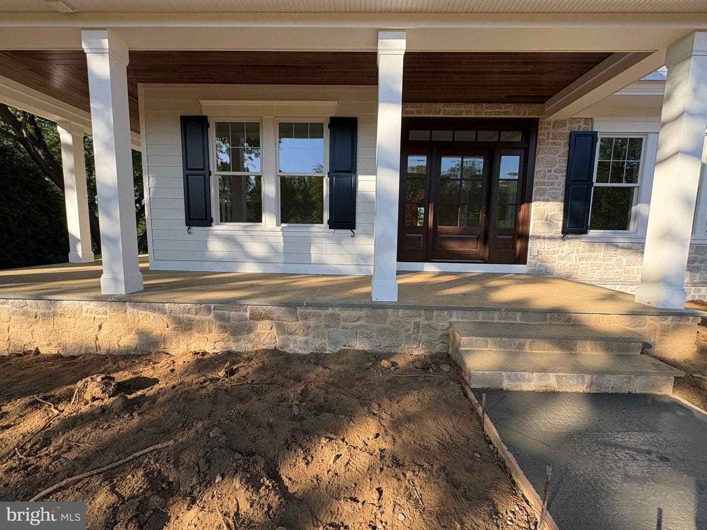 1017 Waltham Road photo 2