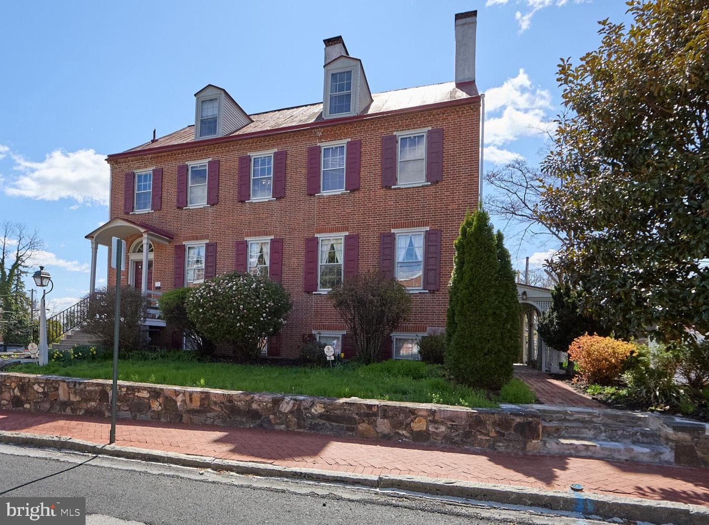 26 W Union Street, West Chester