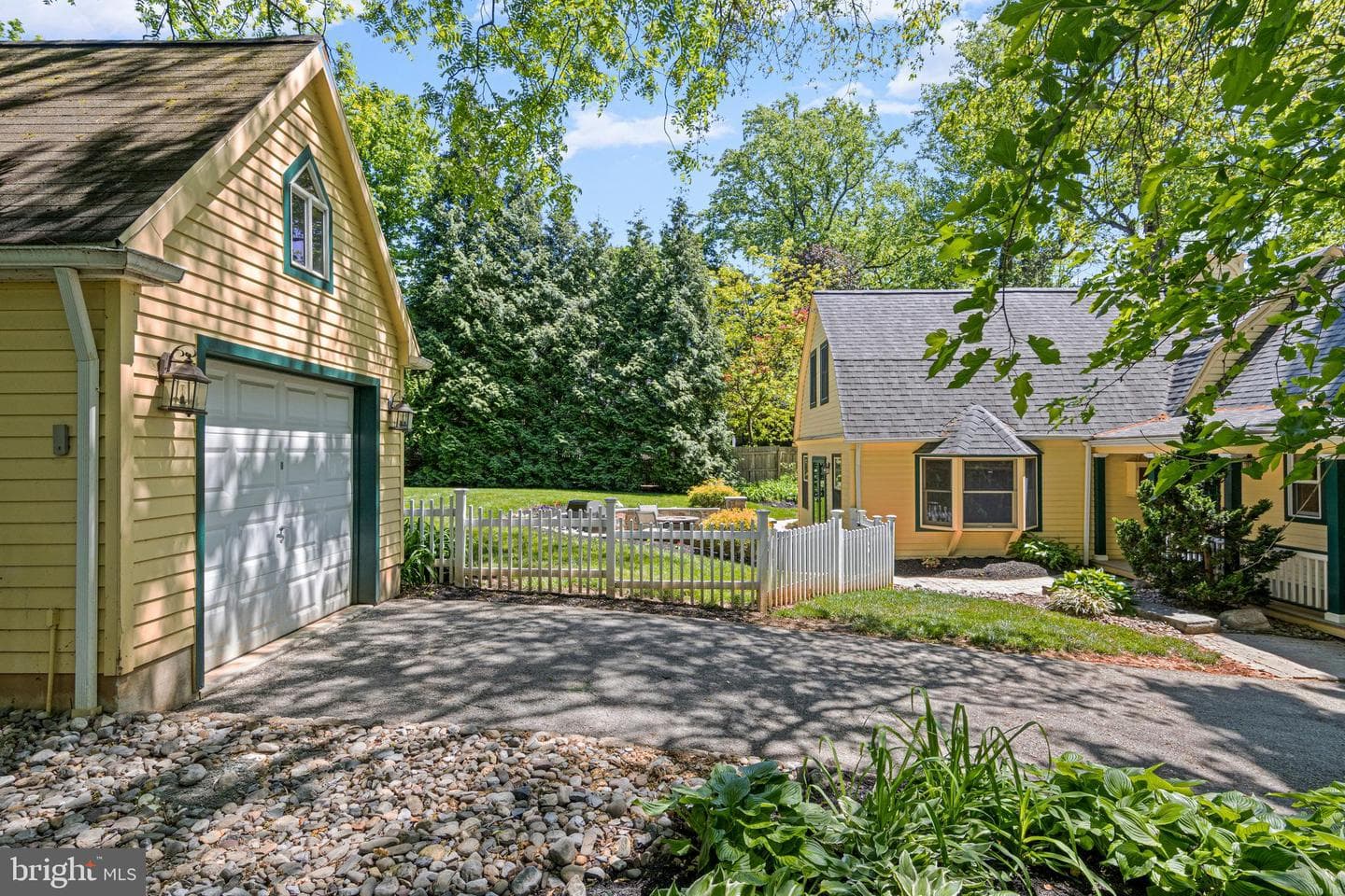 231 W Valley Road photo 51