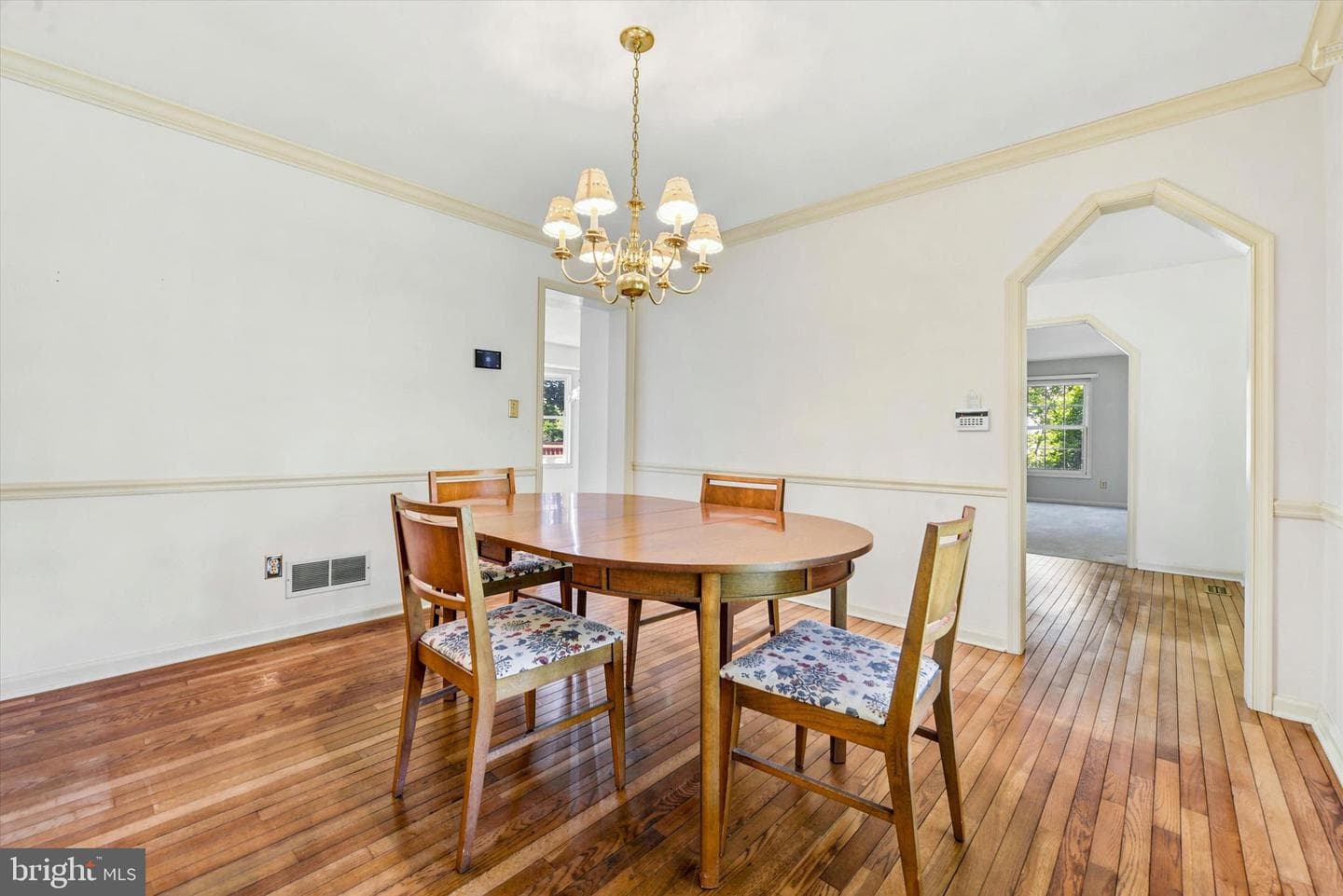 100 Noble Drive photo 15