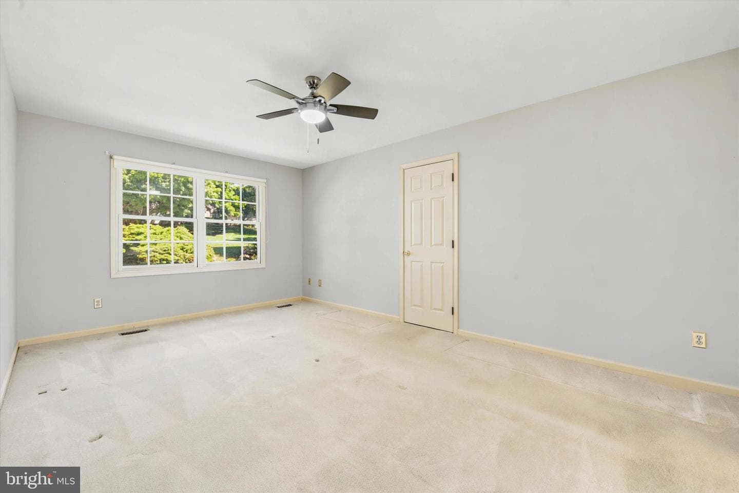 100 Noble Drive photo 17