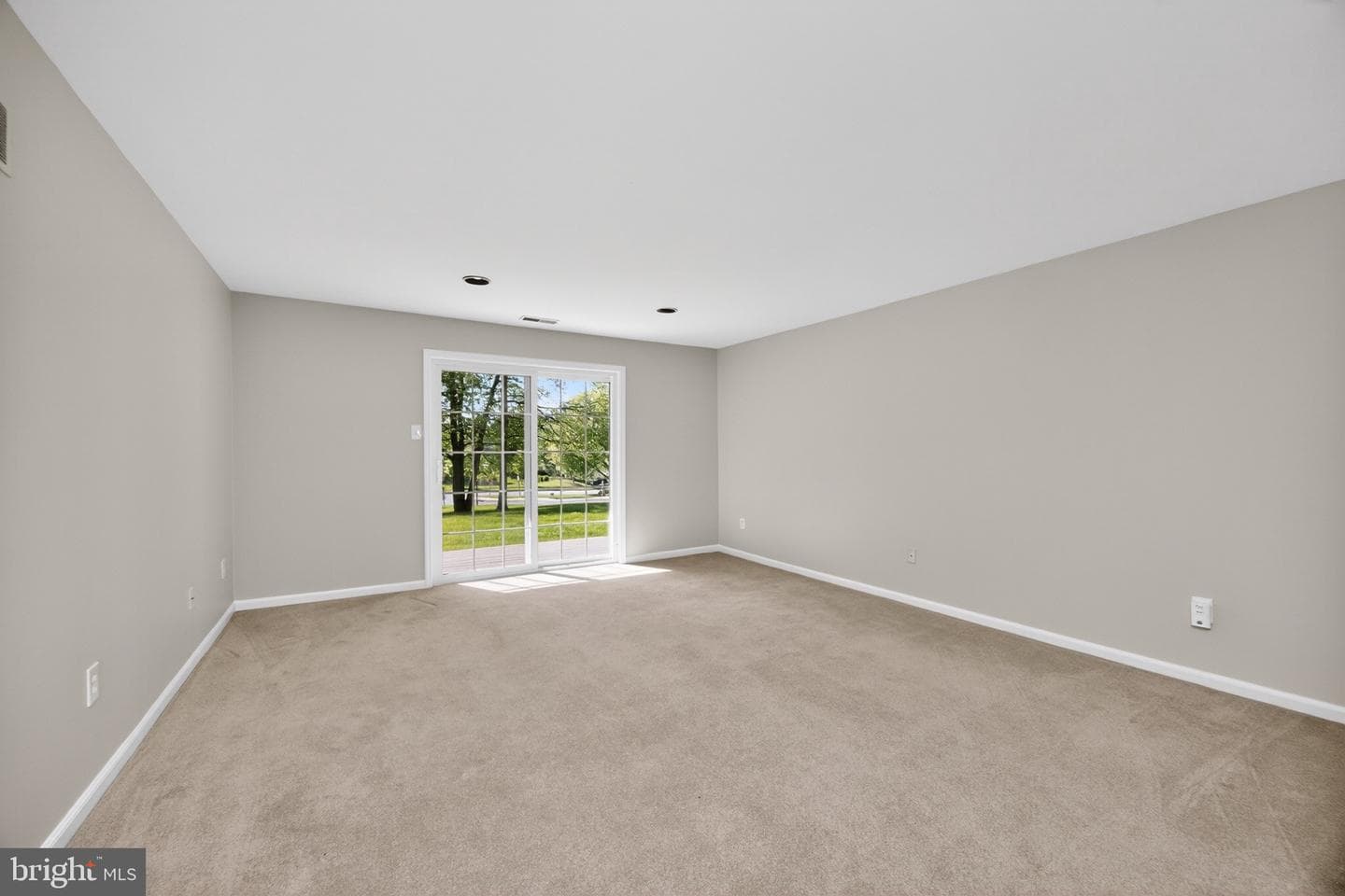 103 Fairfield Court photo 16