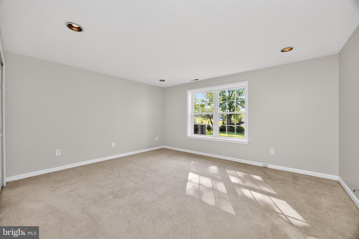 103 Fairfield Court photo 20