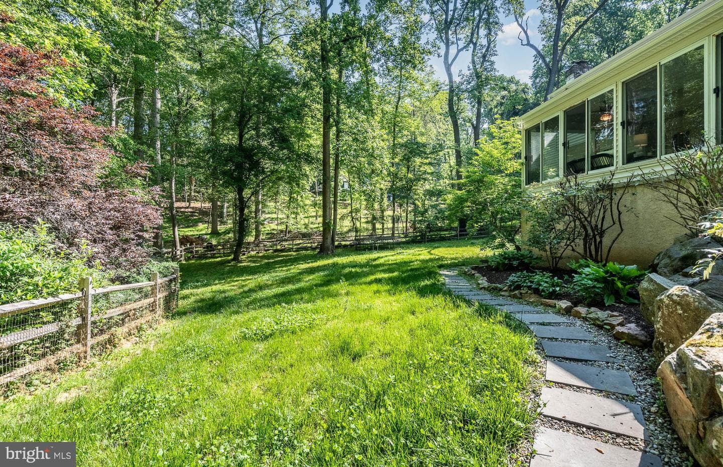 823 Nathan Hale Drive photo 65