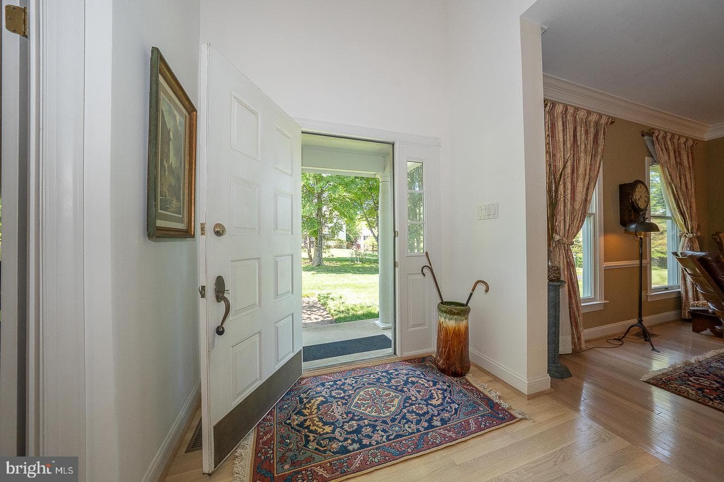 1421 Radbill Circle photo 2