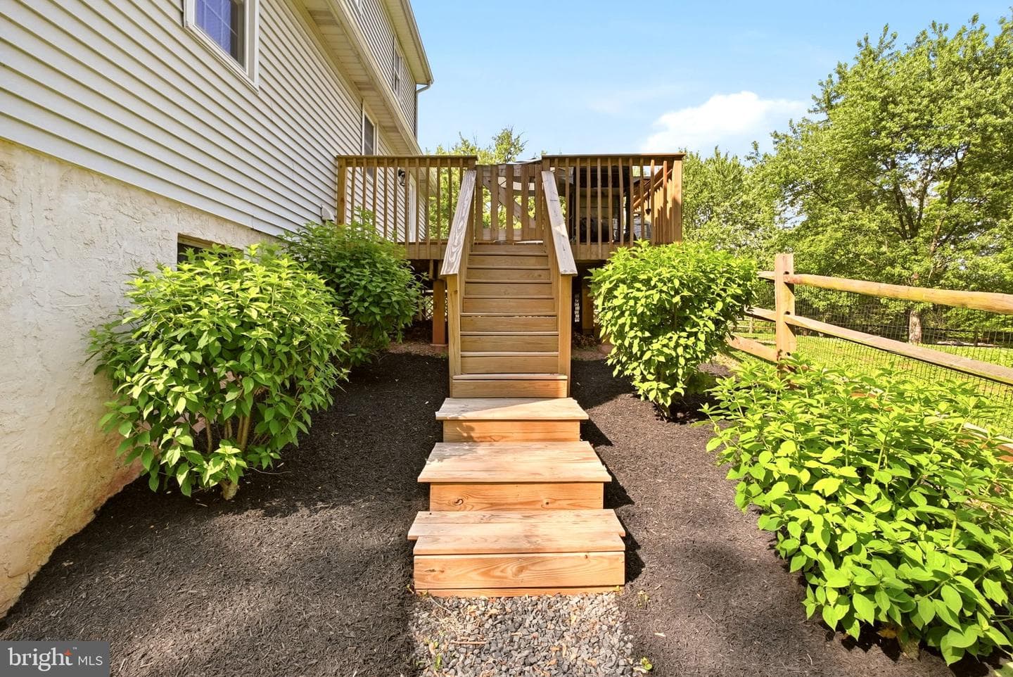 60 Roberts Circle photo 36