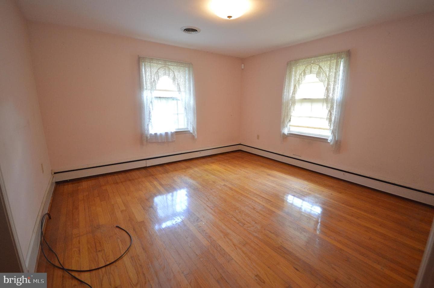 15 E Locust Street photo 7