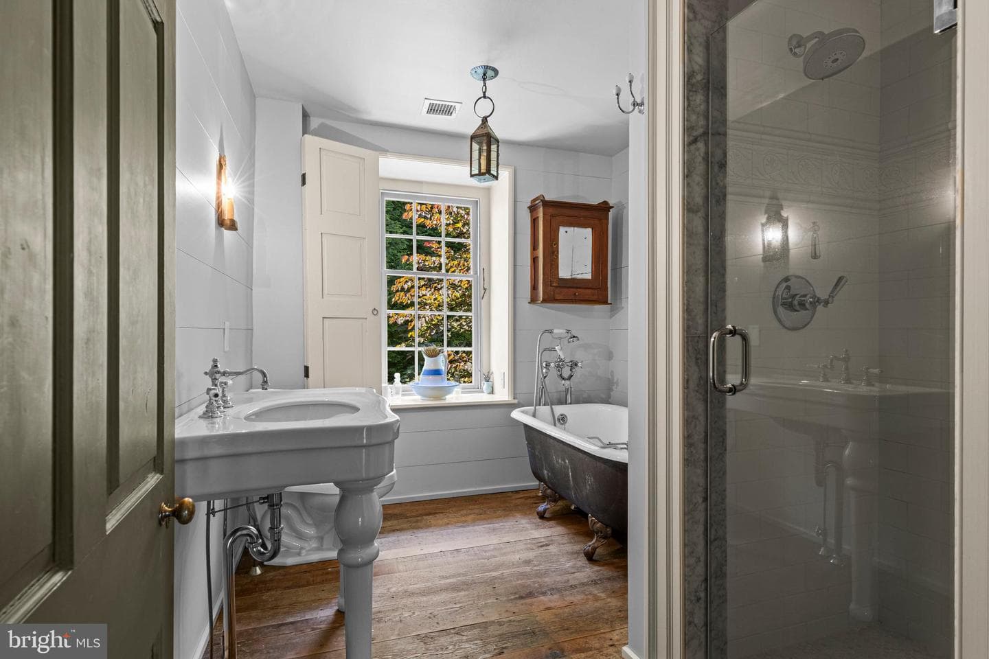 639 Church Road photo 48