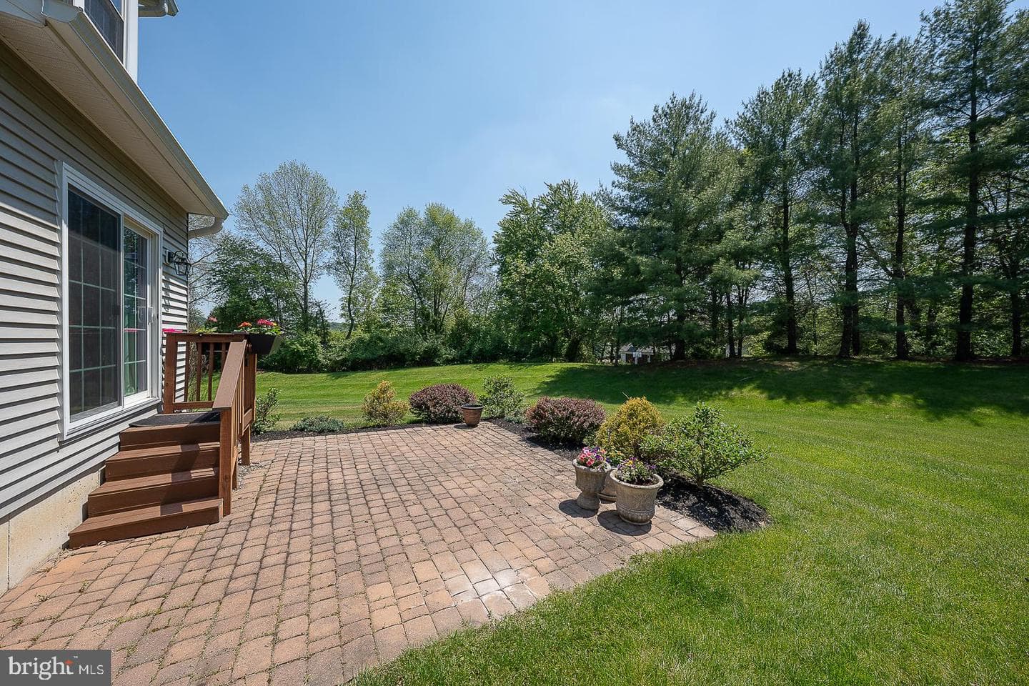 3301 Maplevale Circle photo 41