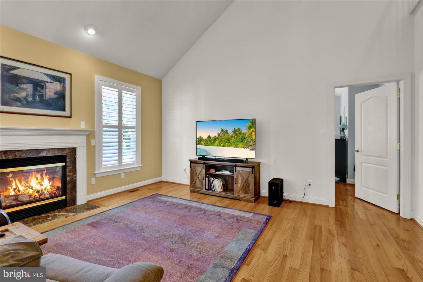 645 Martin Drive photo 10