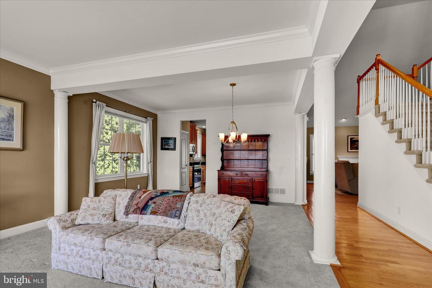 645 Martin Drive photo 7