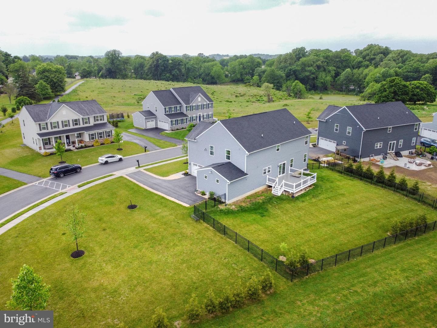 106 Cardinal Court photo 44