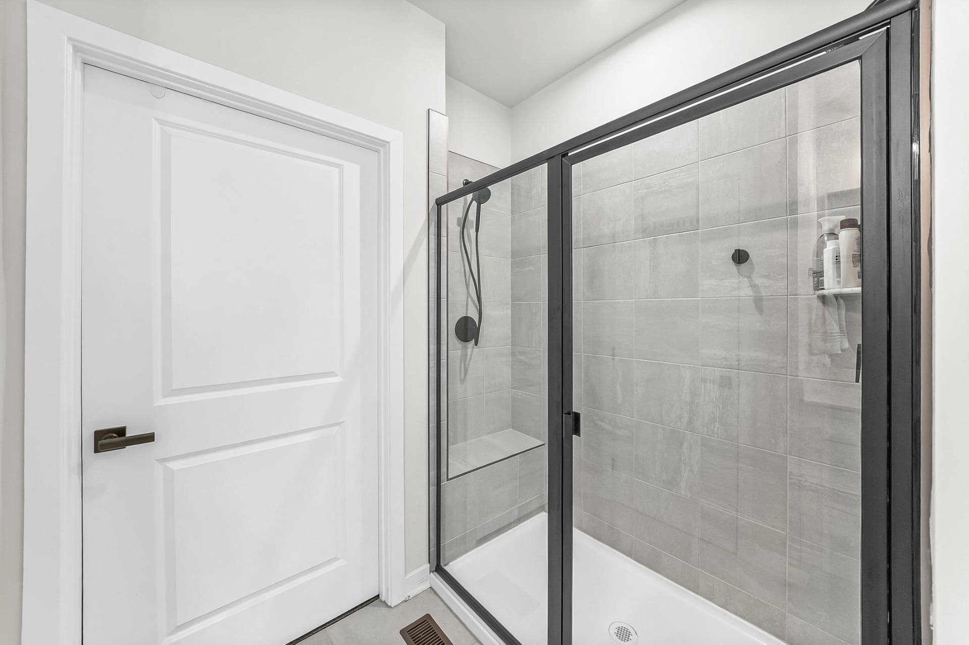 1623 Hydrangea Way photo 9