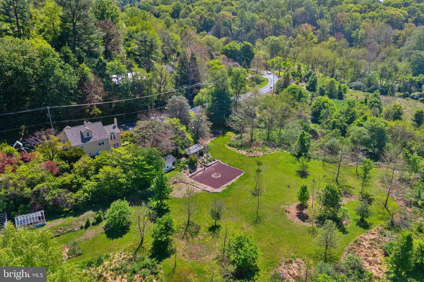822 Creek Road photo 56