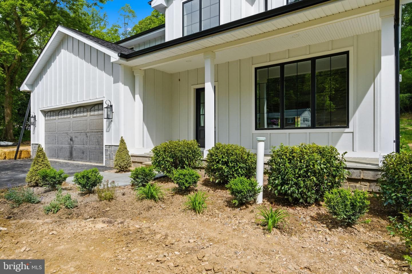 77 Spring Road photo 12