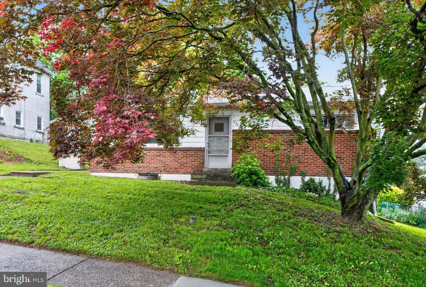 135 Pikeland Avenue photo 2