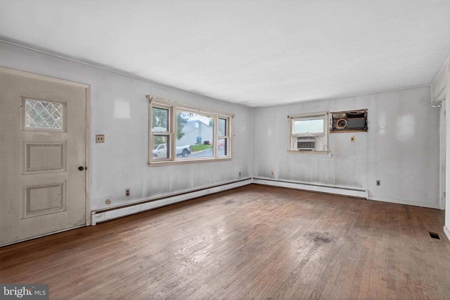 135 Pikeland Avenue photo 6