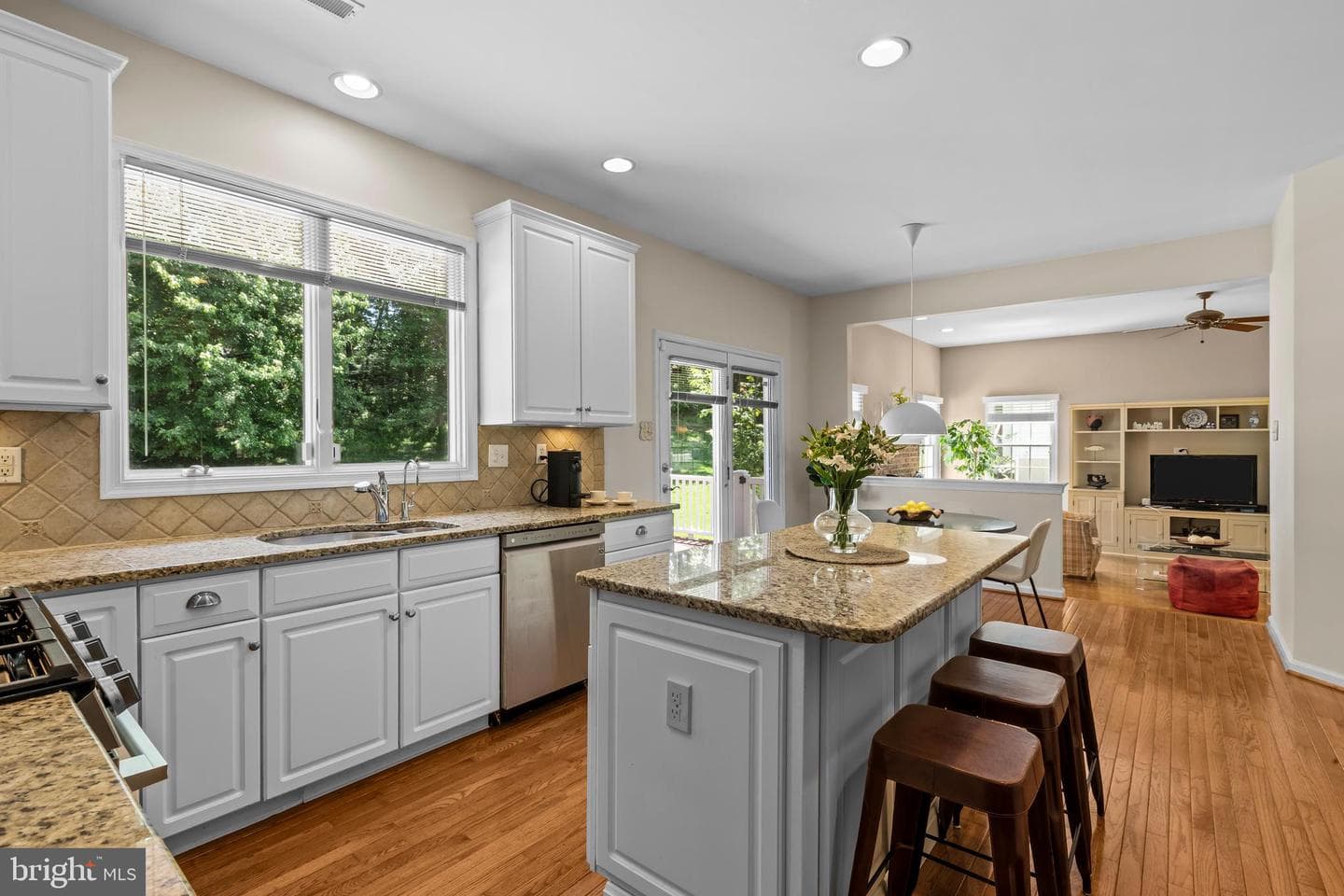1353 Wooded Knolls photo 11
