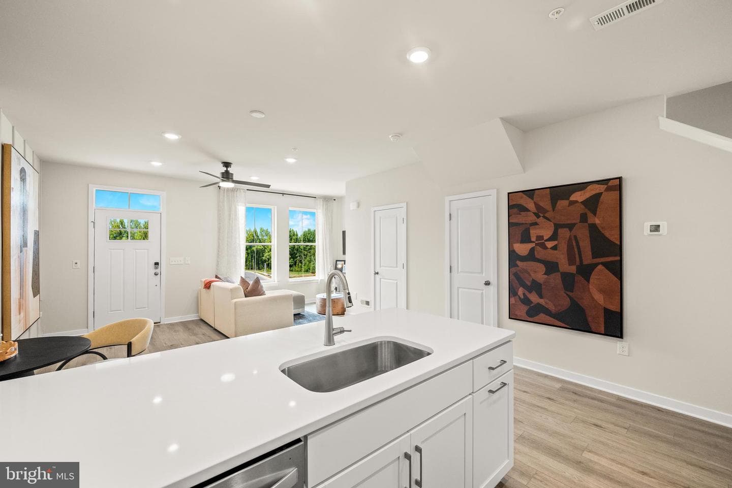842 Graphite Drive photo 7