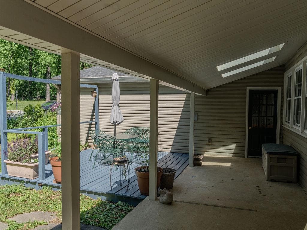 608 Whiteland Hunt Road photo 11