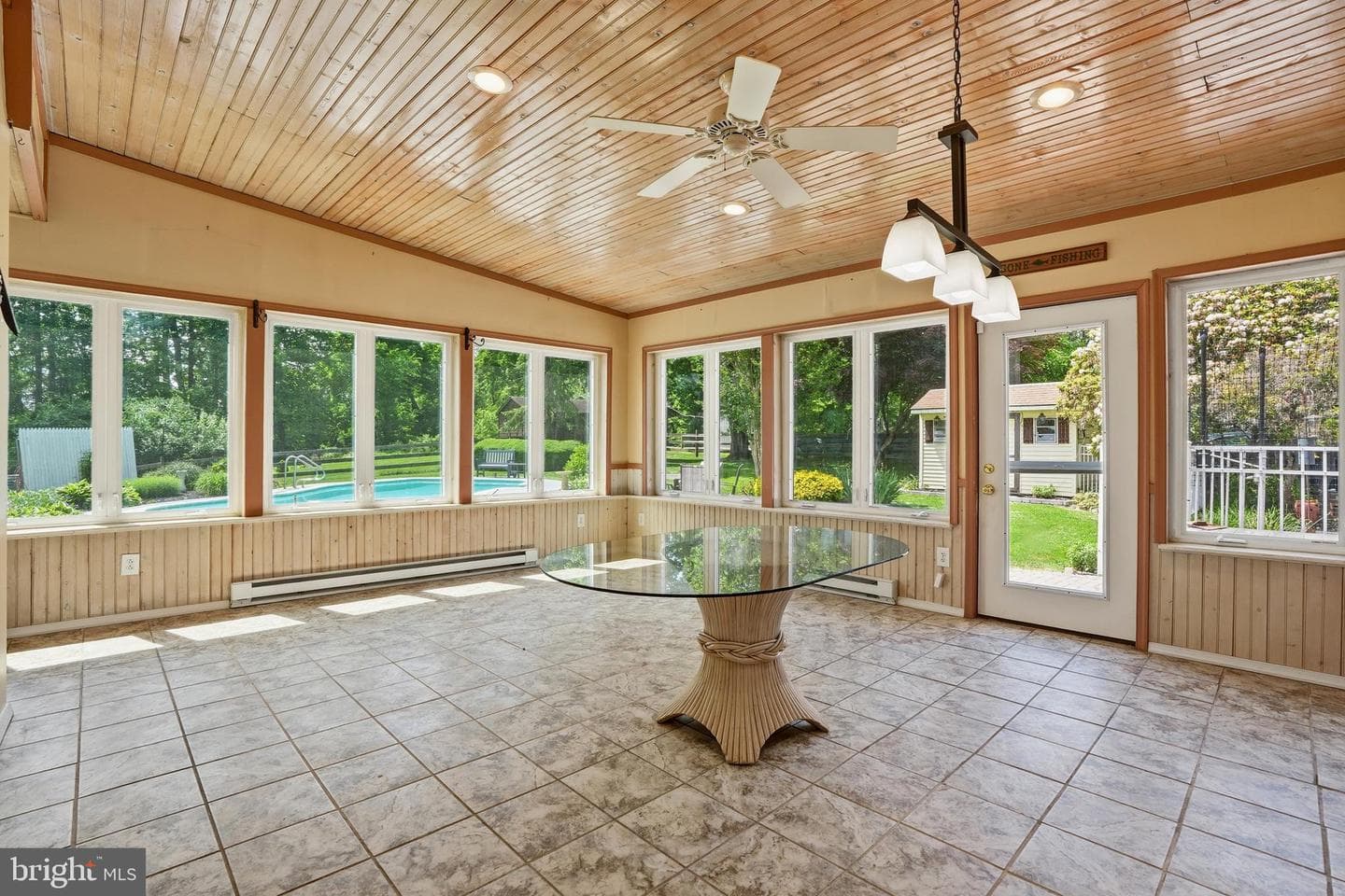 1078 Kerwood Road photo 9