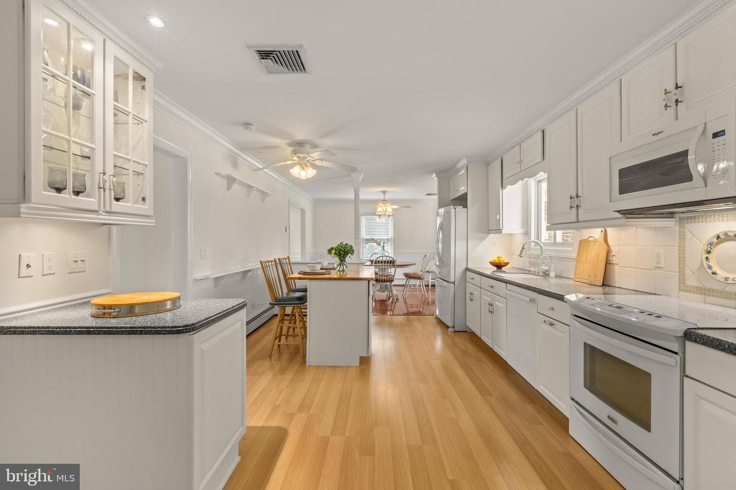 1416 Gary Terrace photo 17