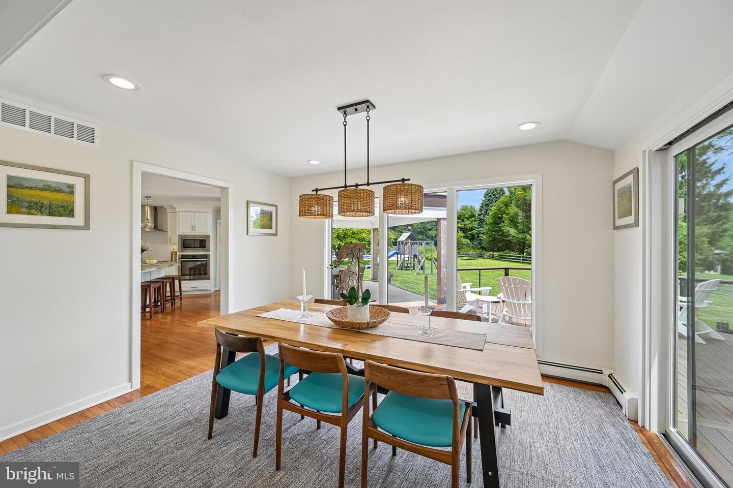 989 Delchester Road photo 15