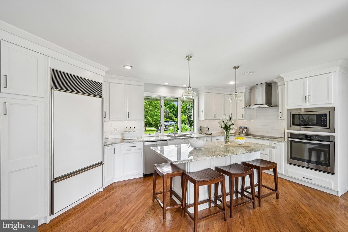 989 Delchester Road photo 17